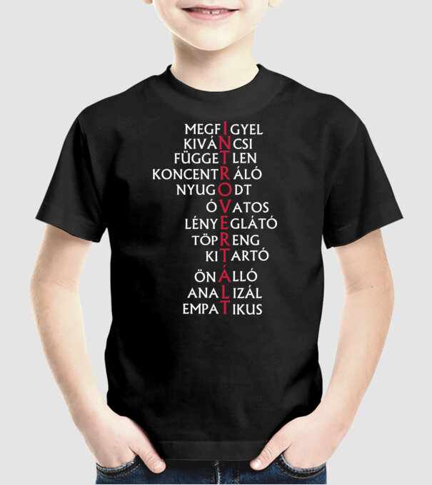  minta fekete pólón
