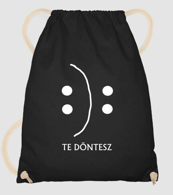  minta fekete pólón